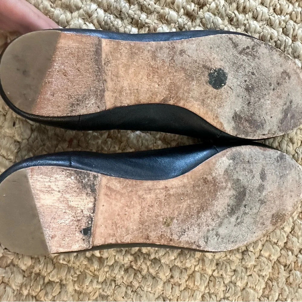KATE SPADE BLACK LEATHER BALLET FLATS SIZE 7.5 With Signature Spade